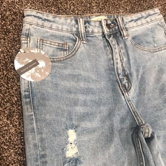 Stevie Hender High Waist Destroyed Jeans - Picture 2 of 8